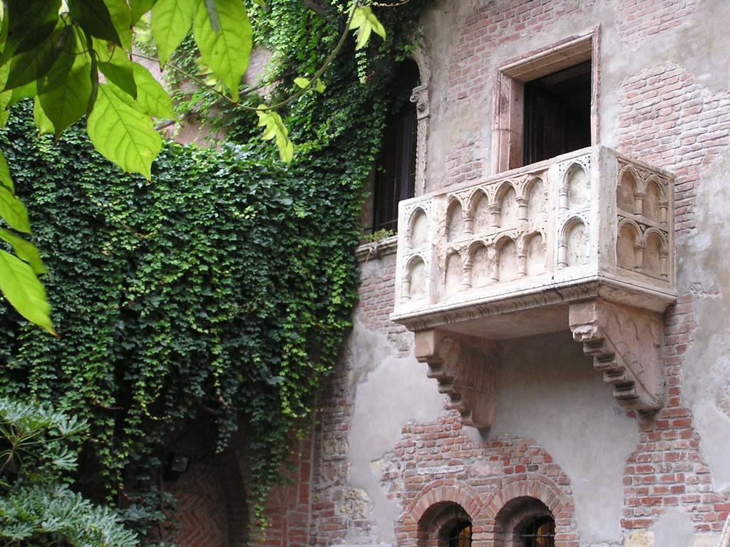 Mva Madama Verona Aparments Exterior photo